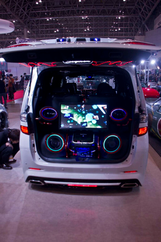 Illustration for article titled Tokyo Auto Salon 2016 - The Good, The Weird And The F*cked Up - Photodump Part 1